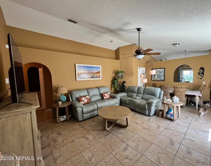 1567 Slash Pine Ct, Orange Park, FL 32073