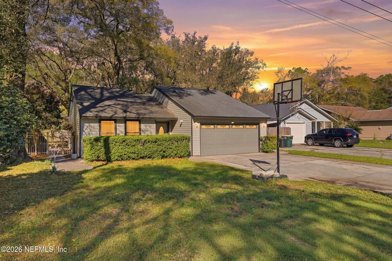 12890 Attrill Rd, Jacksonville, FL 32258