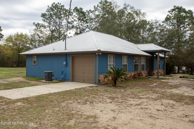 7575 Monongahela Ave, Keystone Heights, FL 32656