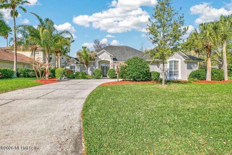 2822 Sanctuary Blvd, Jacksonville Beach, FL 32250