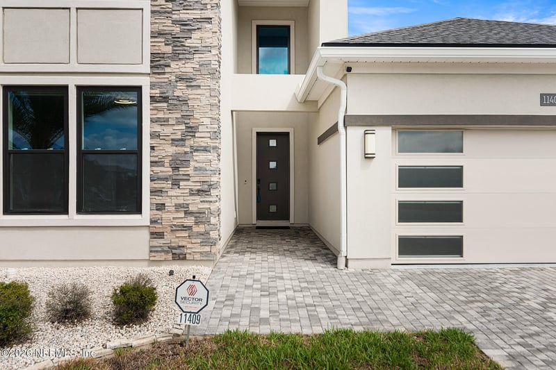 11409 Madelynn Dr, Jacksonville, FL 32256