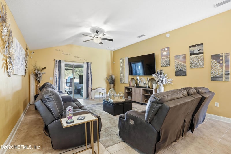 1260 Royal Dornoch Dr, Jacksonville, FL 32221