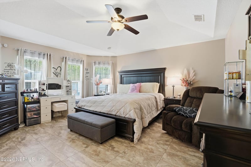 1260 Royal Dornoch Dr, Jacksonville, FL 32221