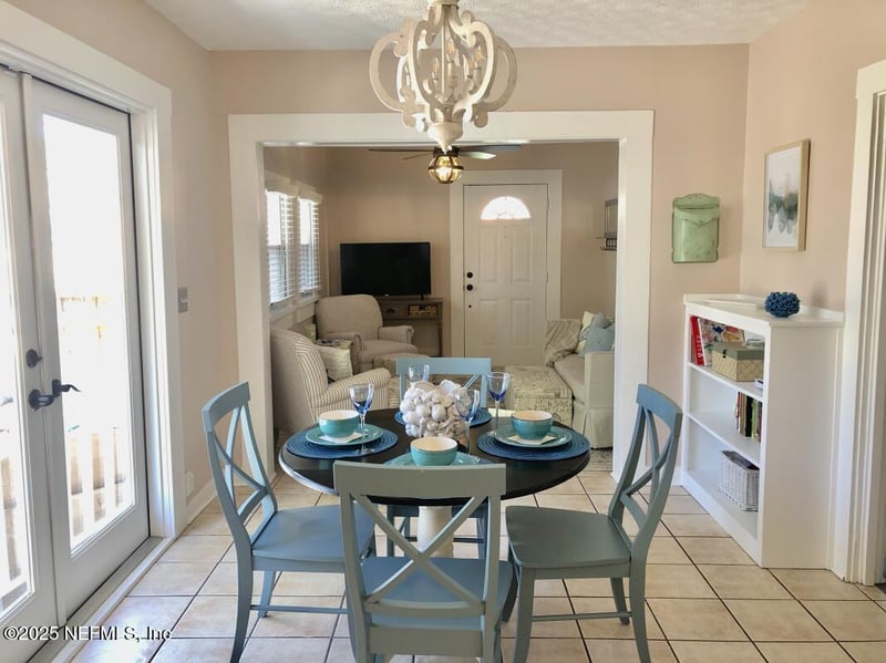 314 6th St, Jacksonville Beach, FL 32250