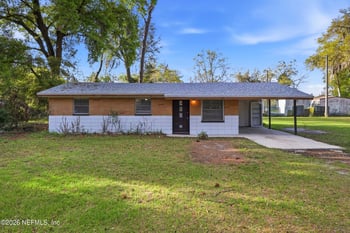 9843 Wagner Rd, Jacksonville, FL 32219