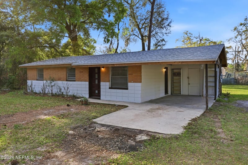 9843 Wagner Rd, Jacksonville, FL 32219