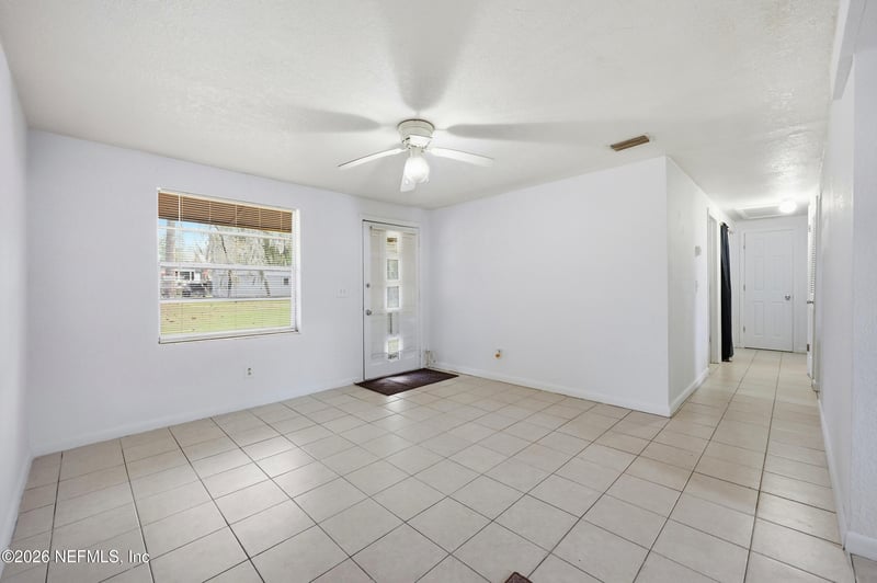 9843 Wagner Rd, Jacksonville, FL 32219