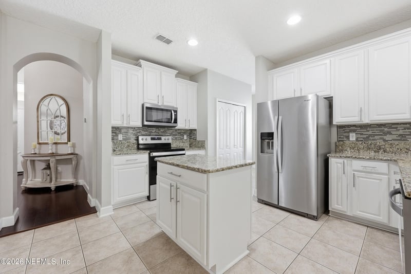 516 St Claude Pl, St Johns, FL 32259