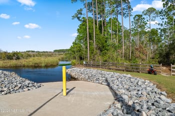 66087 Edgewater Dr, Yulee, FL 32097