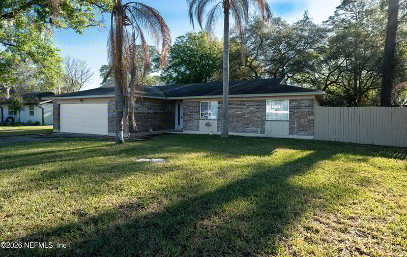 147 Knight Boxx Rd, Middleburg, FL 32068