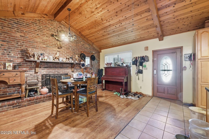 118 Parkin Rd, Pomona Park, FL 32181