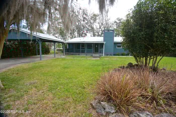 176 Lake Dr, Florahome, FL 32140