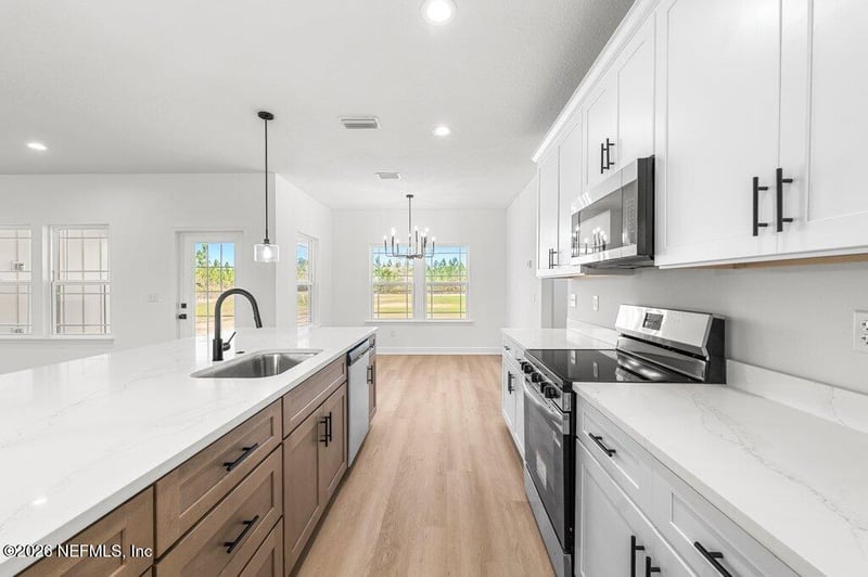 10993 Runway Cir, Glen St Mary, FL 32040