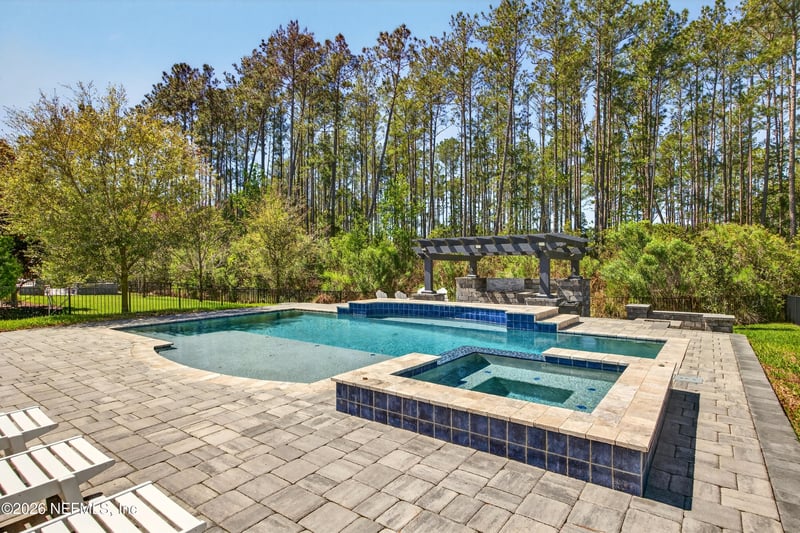 437 Honey Blossom Rd, St Johns, FL 32259