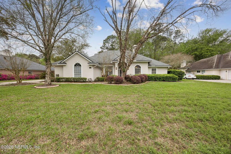 616 Thornwood Ln, Orange Park, FL 32073