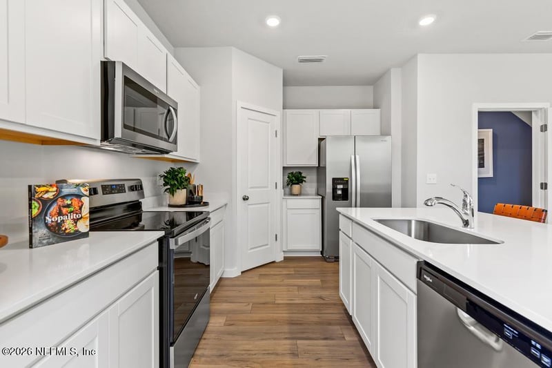 10700 Waterfield Rd, Jacksonville, FL 32210