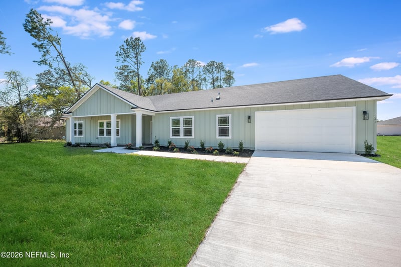 247 Estates Dr, Palatka, FL 32177