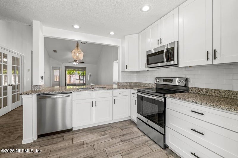 3124 Courtney Woods Ln, Jacksonville, FL 32224