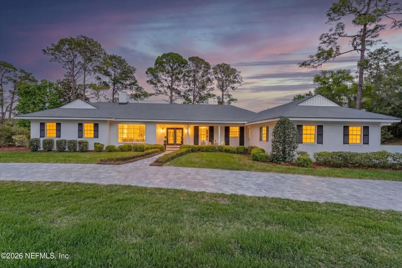 10042 Lake Lamar Ct, Jacksonville, FL 32256