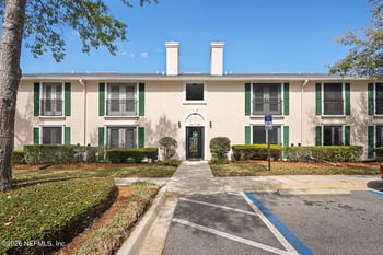 13715 Richmond Park Dr #304, Jacksonville, FL 32224