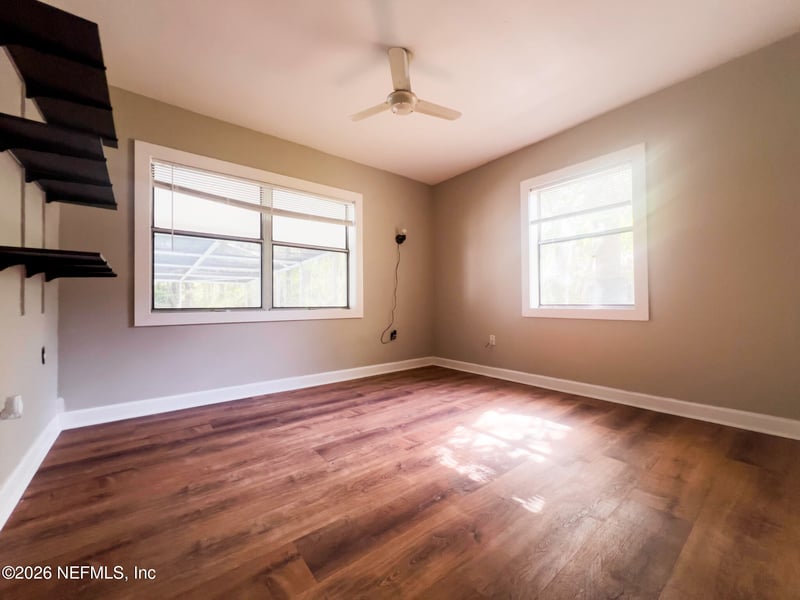 2085 Mills Rd, Jacksonville, FL 32216