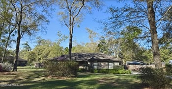 11166 Woodelm Dr, Jacksonville, FL 32218