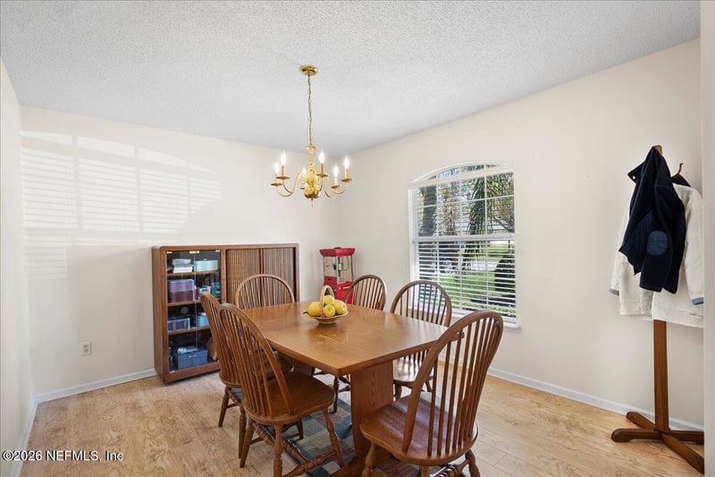 713 Lake Cunningham Ave, St Johns, FL 32259