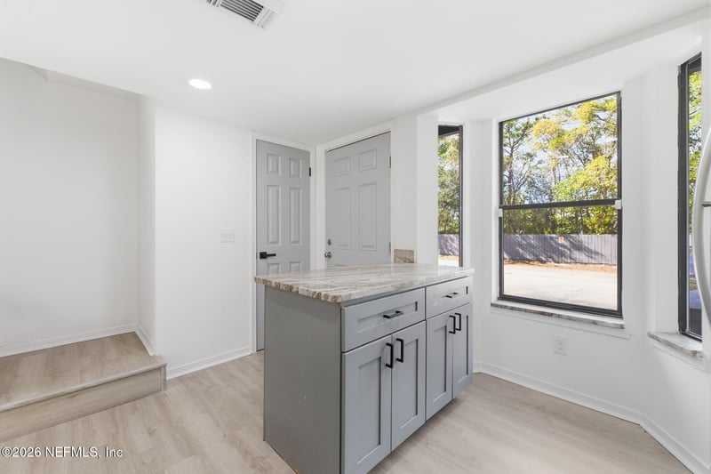 3517 Peeler Rd #17, Jacksonville, FL 32277