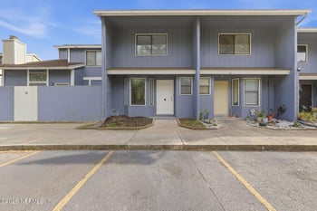 3517 Peeler Rd #17, Jacksonville, FL 32277