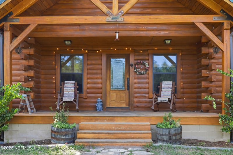 8796 Gin Henry Ln, Glen St Mary, FL 32040