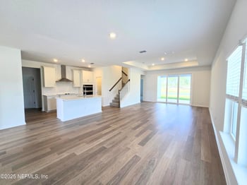 3501 Americana Dr, Green Cove Springs, FL 32043