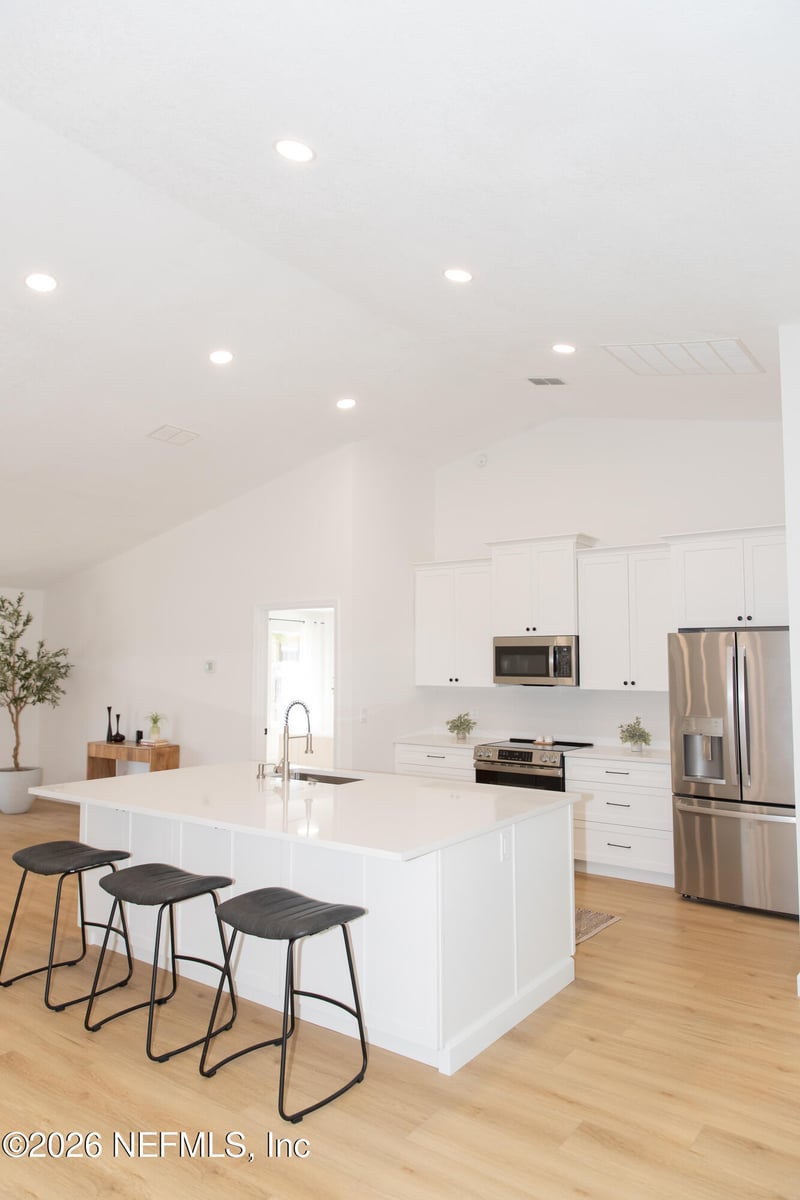 2374 Glade Springs Dr, Jacksonville, FL 32246