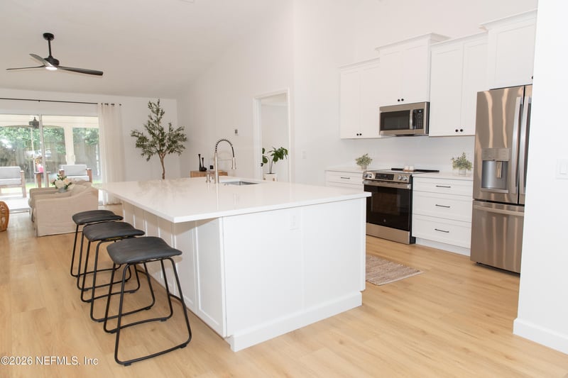 2374 Glade Springs Dr, Jacksonville, FL 32246