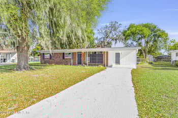 160 River Dr, East Palatka, FL 32131