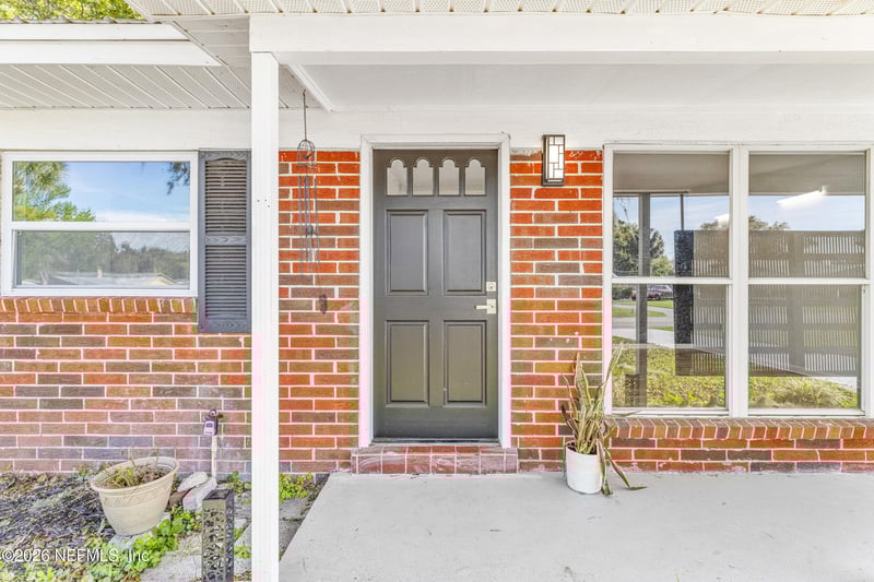 160 River Dr, East Palatka, FL 32131