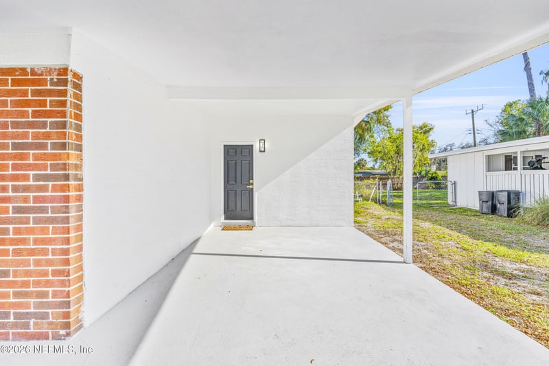 160 River Dr, East Palatka, FL 32131