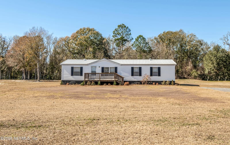 10076 Kathy Jo Rd, Glen St Mary, FL 32040