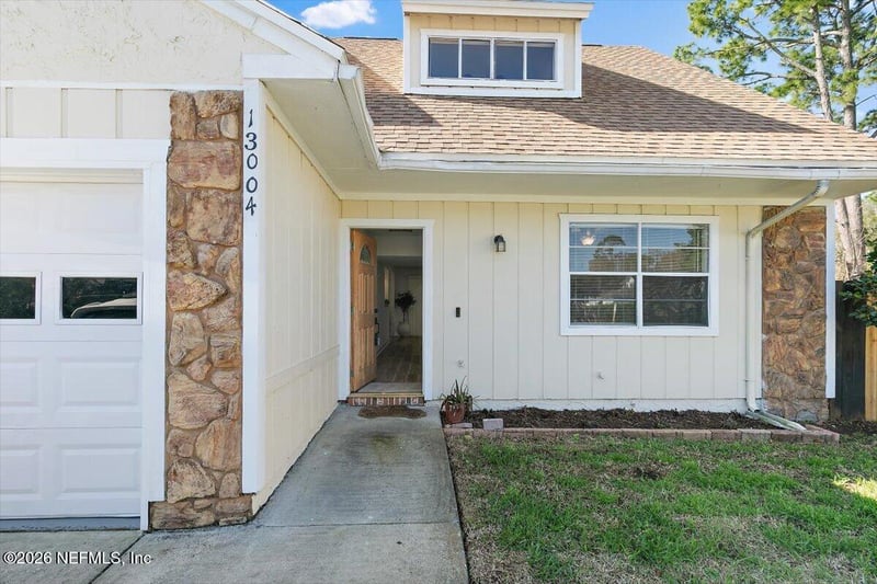 13004 Twin Pines Cir, Jacksonville, FL 32246