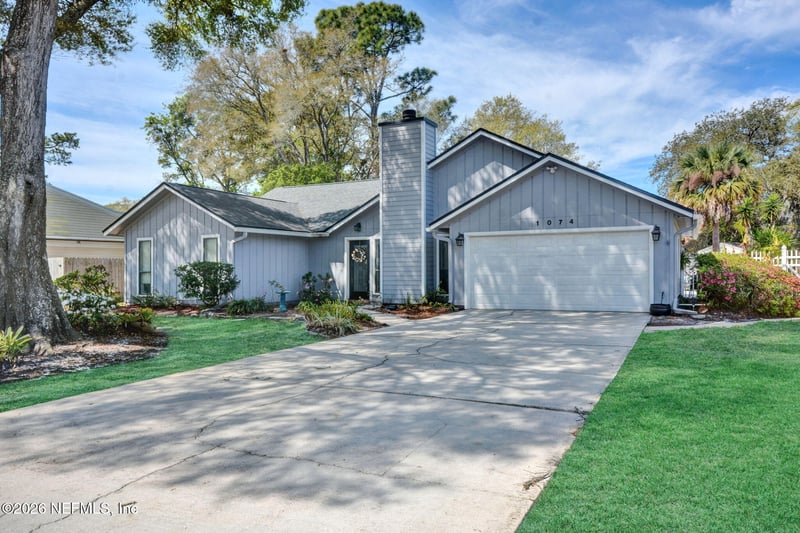 1074 Kings Rd, Neptune Beach, FL 32266