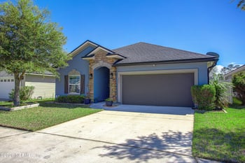 9852 Sailor Dr, Jacksonville, FL 32221