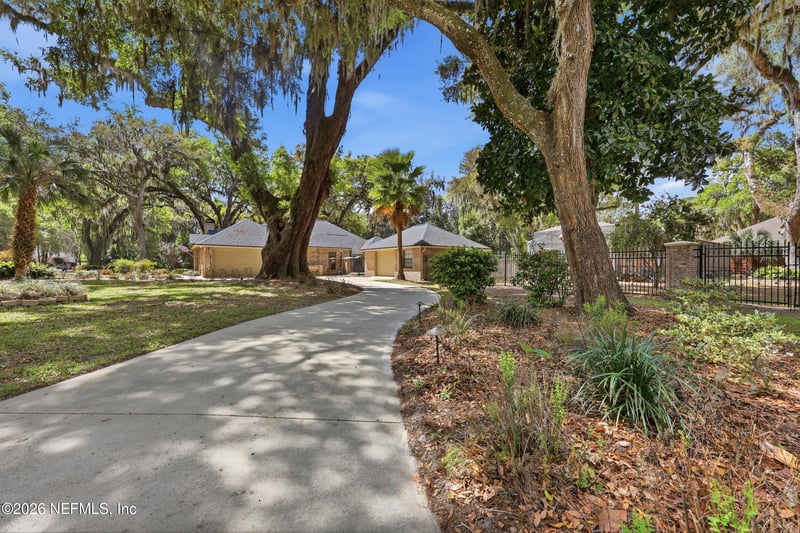 2358 Bridgette Way, Fleming Island, FL 32003