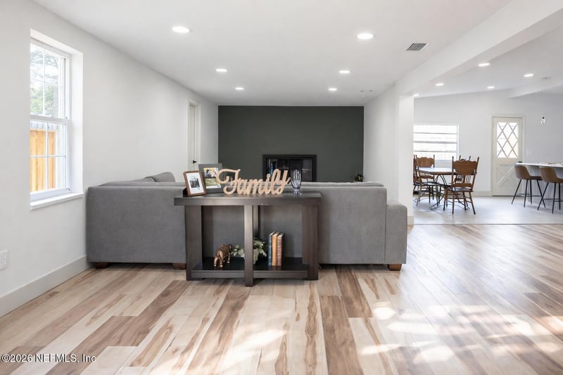 11324 Princessa Ln, Jacksonville, FL 32218