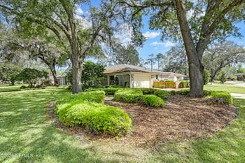 8691 San Servera Dr, Jacksonville, FL 32217