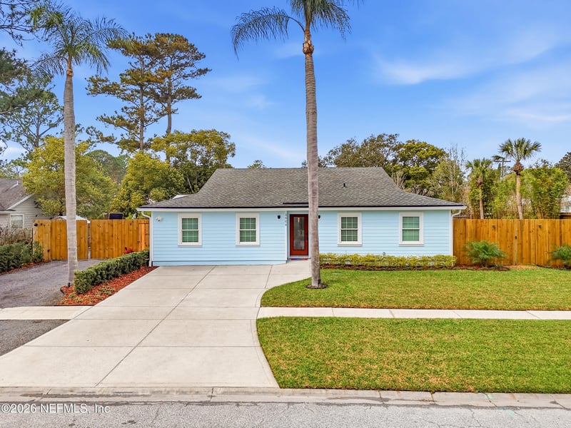 3904 Landfall Ln, Jacksonville, FL 32250