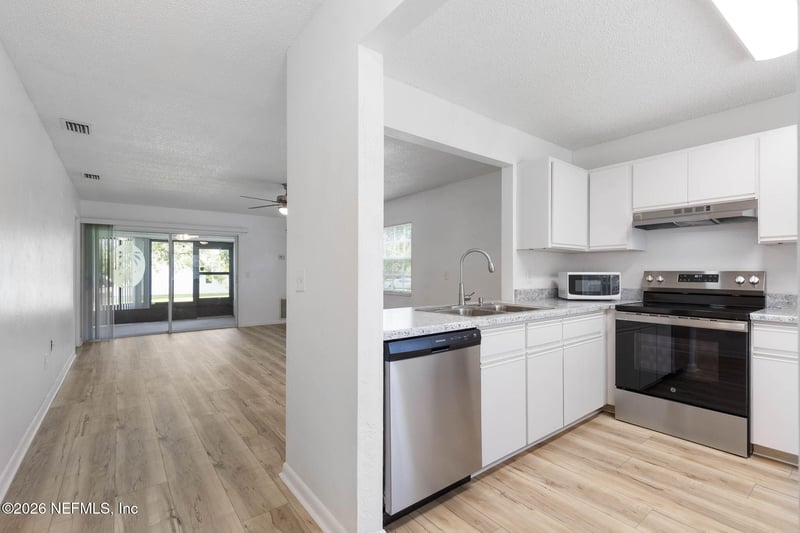 24 Kings Colony Ct, Palm Coast, FL 32137