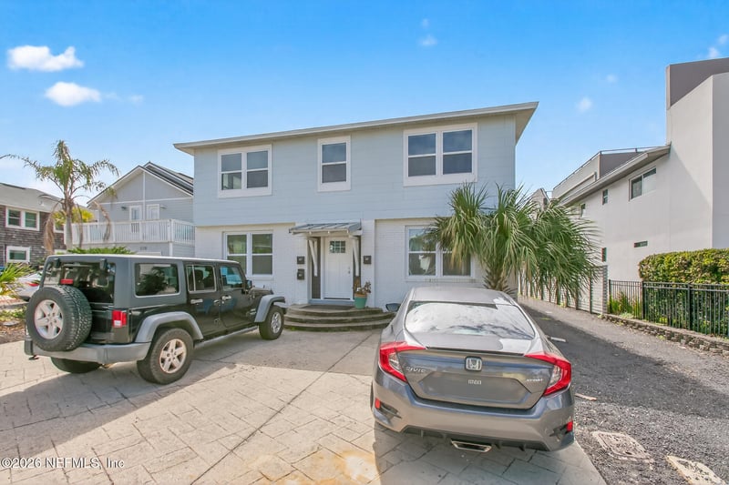 123 Margaret St, Neptune Beach, FL 32266