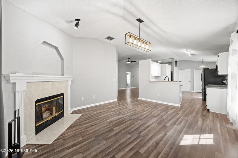 1950 Little River Dr, Fleming Island, FL 32003