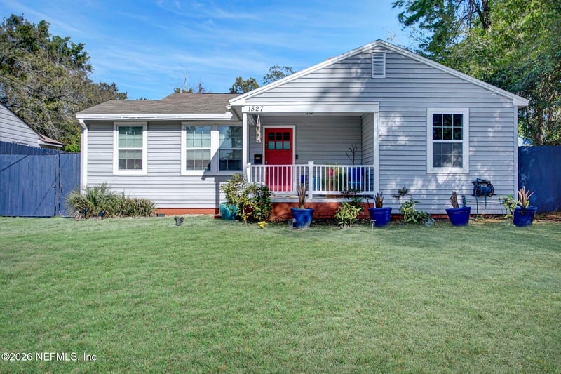 1327 Macarthur St, Jacksonville, FL 32205