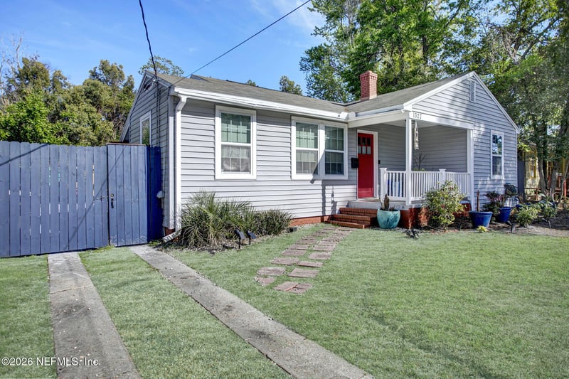 1327 Macarthur St, Jacksonville, FL 32205