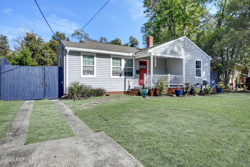 1327 Macarthur St, Jacksonville, FL 32205